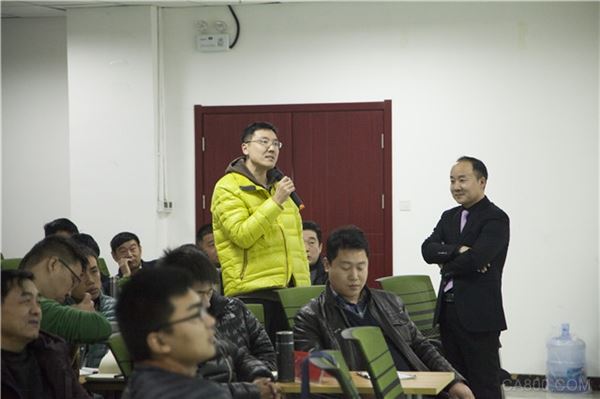 以客户为中心，决胜2017－－-科力光电组织销售与服务团队参加客户关系管理特训营