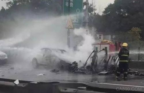 Model X在华爆炸起火事故