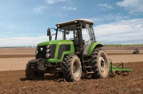 中联大马力拖拉机