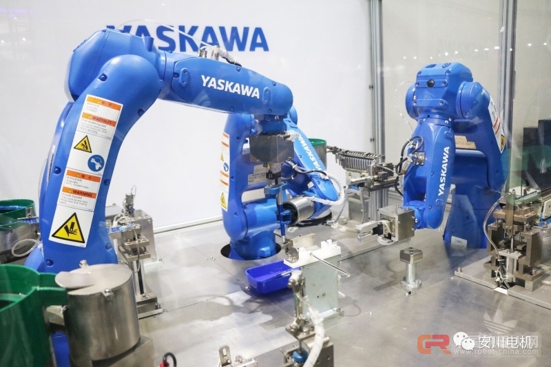 安川首次发布GP系列小型6轴多关节机器人 精度和速度达最高级别