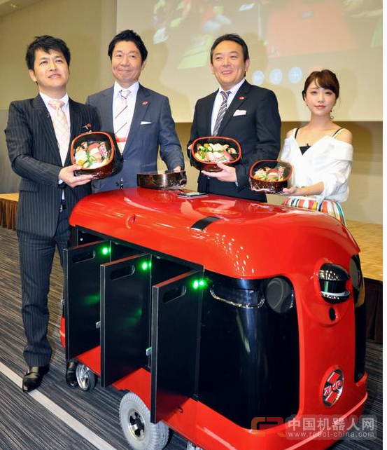 日本研发自动行走送货机器人