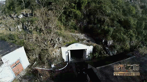 中国无人机揭秘:无人驾驶无需加油无限续航