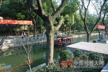 杭州胜利河里的这个长臂机器人 最近你有没有见过？