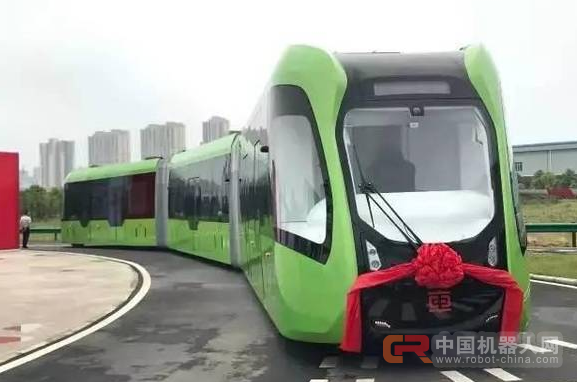 中国交通惊艳世界 | 中国无人驾驶新科技 智能巴士惊艳全球