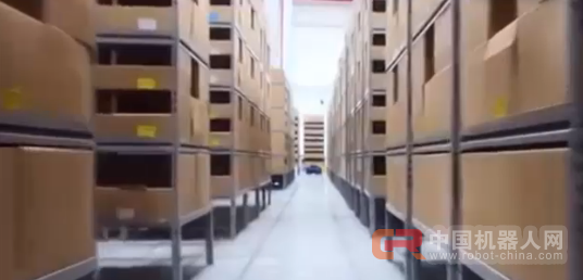 物流机器人展露武艺 智能物流将成行业&ldquo;新战场&rdquo;