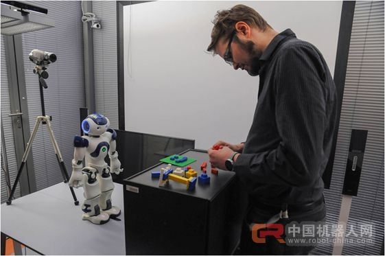 为何我们更喜欢&ldquo;会犯错&rdquo;的机器人？可能是因为&ldquo;蠢萌&rdquo;！