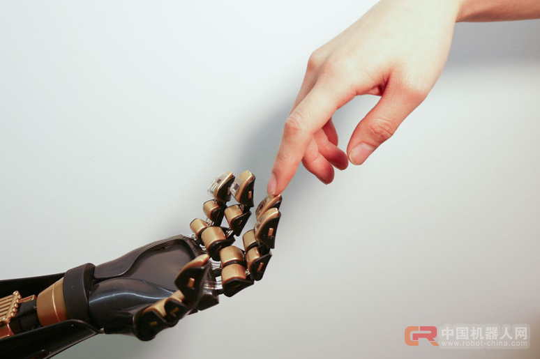 越来越聪明的工业机器人，正在怎样改变我们的生活？