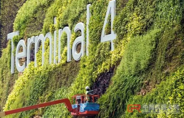 人脸识别值机、自动托运行李、清洁机器人&hellip;这些黑科技正在机场应用