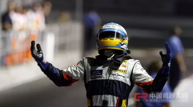 无人驾驶的死结，是无法超越那一脚油门下去的爽快感