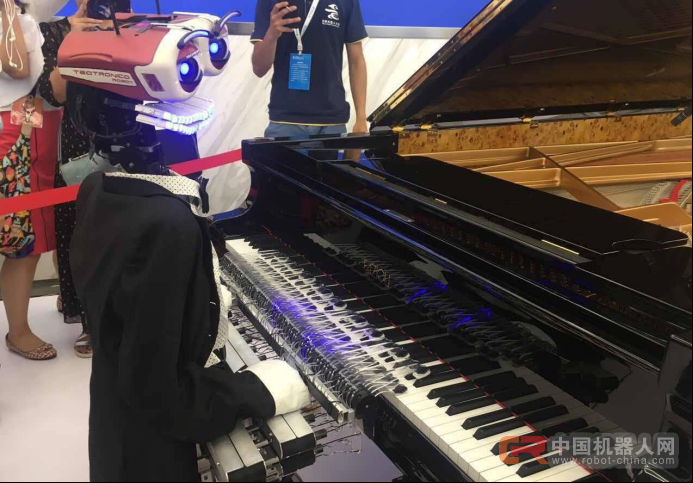 以机器人发展撬动新一轮创新