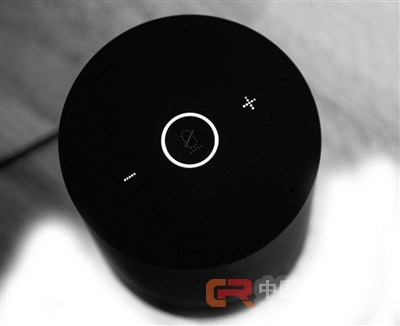 杭州现首家人工智能酒店 嘴巴喊喊就能搞定一切