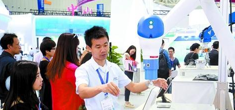 从买机器到卖机器 佛山传统轻工企业进军智能装备市场