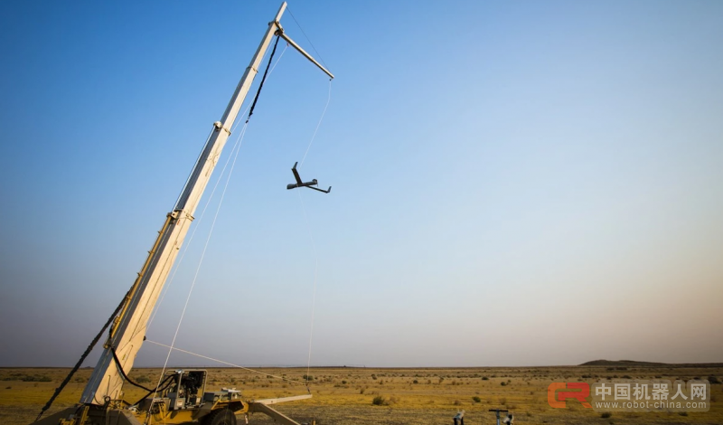 波音那架做了十多年间谍的无人机，有了个「新职业」