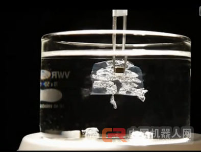 胃不舒服？来吞了这个机器人！