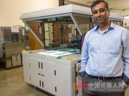 制鞋机器人来了,8小时生产600双鞋!将取代工人?