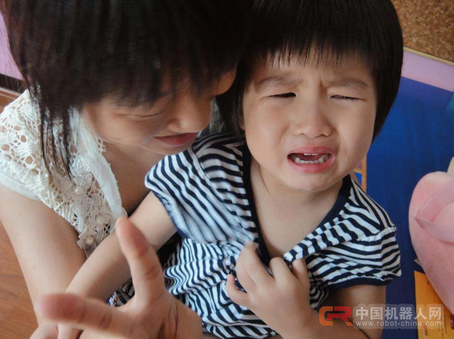 MIT的AI机器人可准确测量你的疼痛指数，想装病？没门