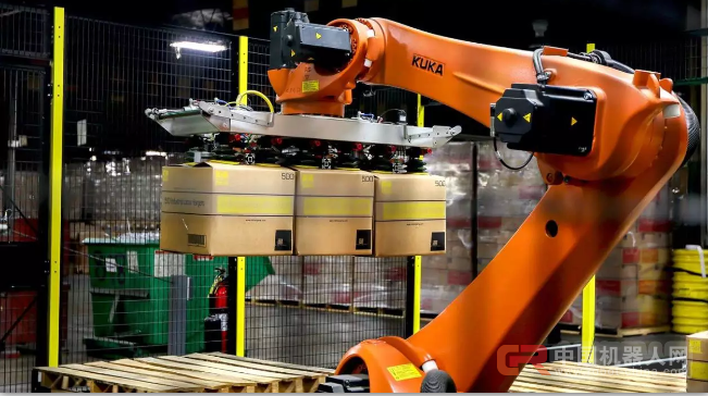 壕! 美国衣架厂也用机器人