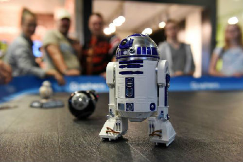 中国机器人闪亮柏林电子展 参与全球竞争