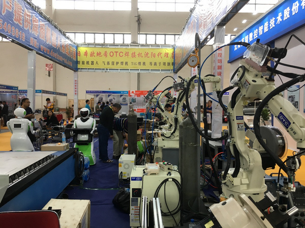 机器人成十六届&ldquo;制博会&rdquo;最亮点