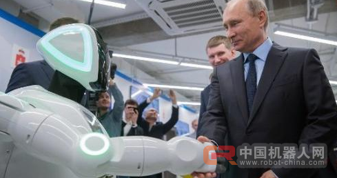 俄机器人逃跑成网红 还受到了普京的接见！