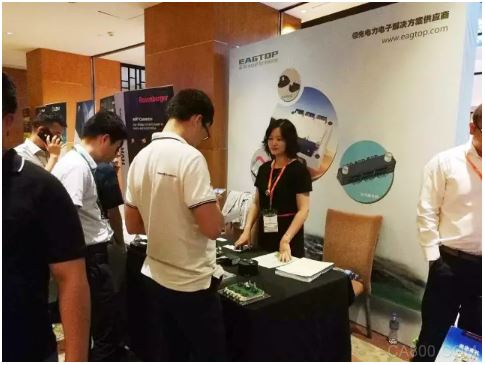 新能源汽车,薄膜电容器,水冷散热器,创新技术,新方案