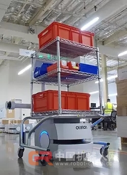 新型移动机器人：该控制AGV还是机械臂？