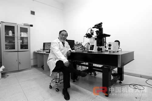 福田敏男:微纳机器人之父