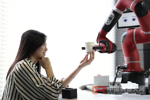 你喝过机器人泡的咖啡吗？可以试试这家AI咖啡厅