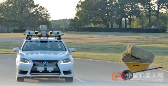 专访 TRI：解析丰田如何双线并进通往自动驾驶