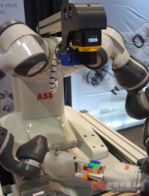 在2015年的机器人投资交易增加了三倍，其中以软件占据最大部份 