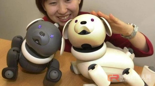 索尼 AIBO 机器狗明年将回归市场，但想要和谷歌们较量，或许并不容易
