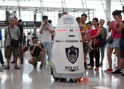 真实版机械战警? 中国机器人警察已经上岗执勤
