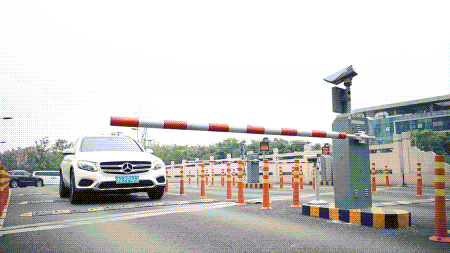 马云的&ldquo;机器人加油站&rdquo;来了