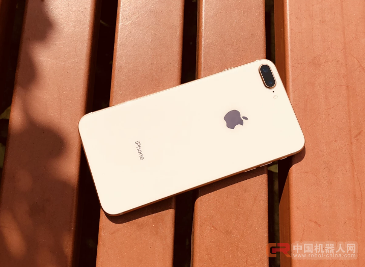 撕开修图美颜的伪装,iPhone 8/8 Plus代表着人工智能手机的开始