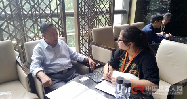 历经30年,仍未解决通讯难题,水下机器人是虚假繁荣吗?