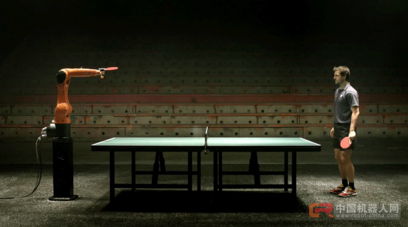还把乒乓球机器人当神?现在的它更像是慈祥的教练