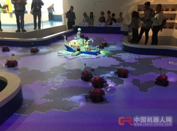 看看乐高是如何玩转机器人餐厅和无人工厂