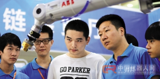 东莞企业&ldquo;机器换人&rdquo;势头正猛 技术人才却供应不足 