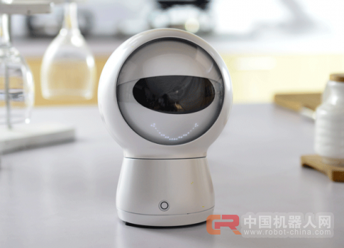 一秒勾起孩子兴趣，小墨机器人成孩子英语陪练