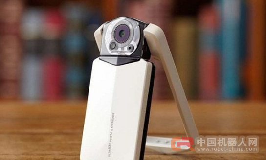 腾讯研发出了AI“卸妆”效果算法 自拍神器绝望