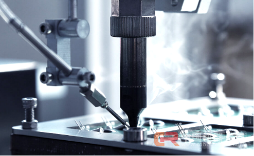 自动焊锡机器人在通讯电子行业中的主要应用