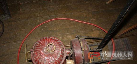 扫地机器人发展史 第一台到底长什么样呢?