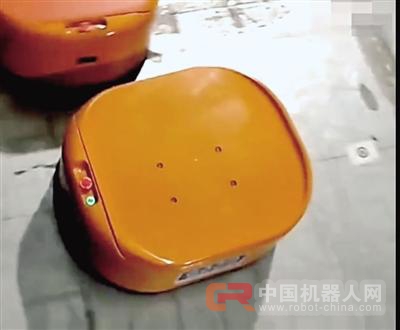 快递太多怎么办？机器人上阵分拣