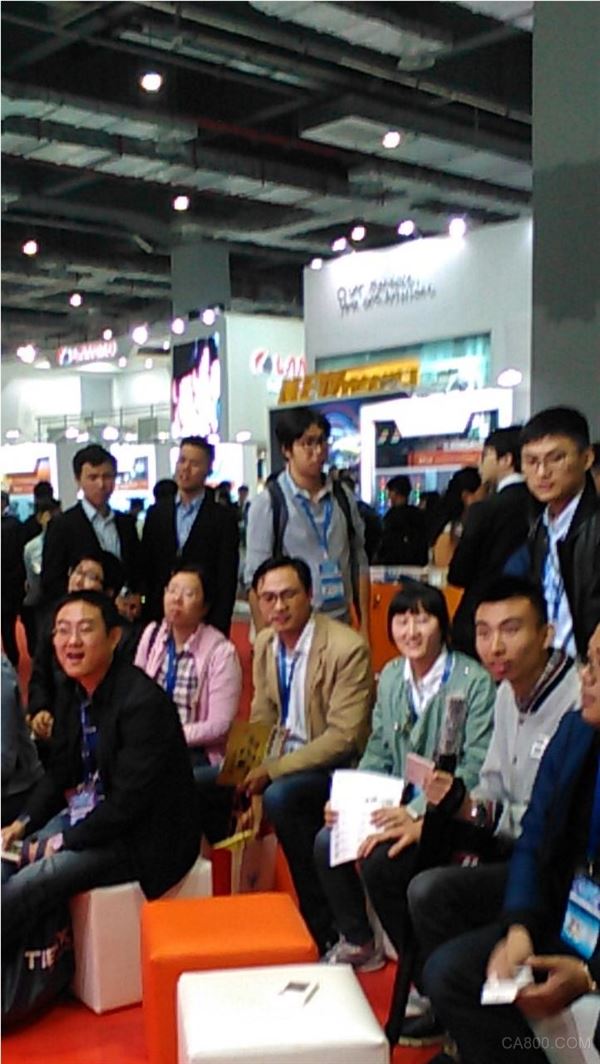 奥托尼克斯,工博会