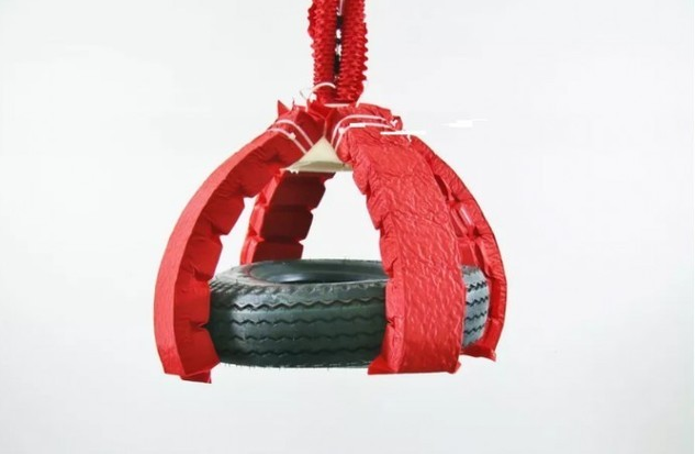 不可思议柔性机器人托起自重1000倍物体