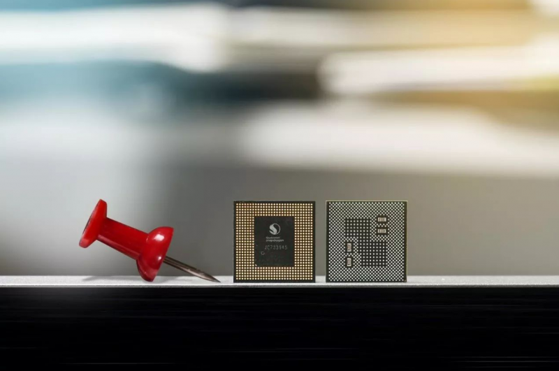 智能手机生死命系AI 高通苹果华为三国杀