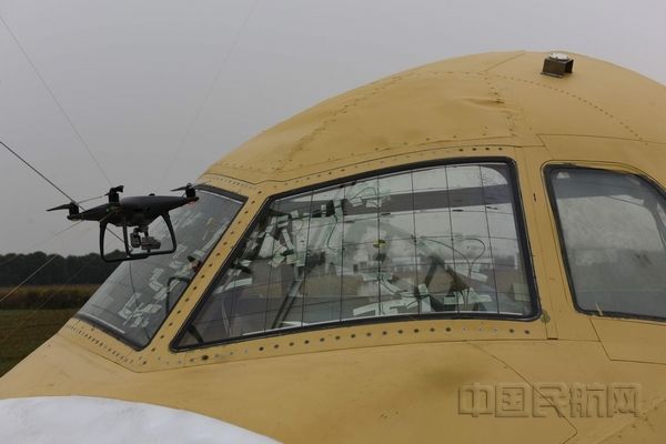 中国首次试验无人机撞击客机:如此恐怖!