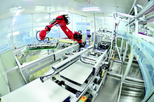 12套智能系统投入使用 贵州海信迈向全产业链智能制造