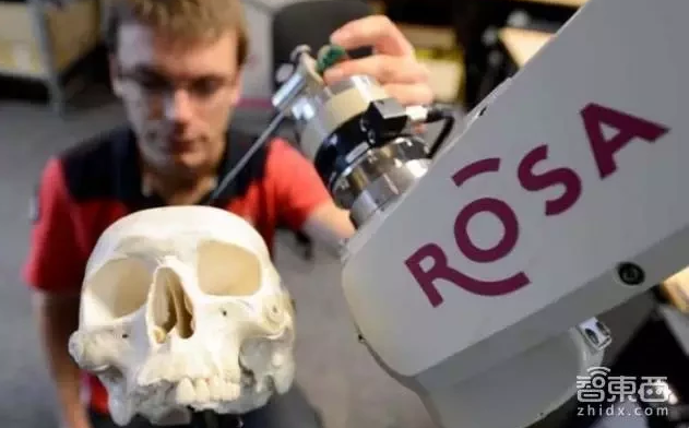 后空翻算啥,达芬奇手术机器人告诉你什么叫“逆天”!