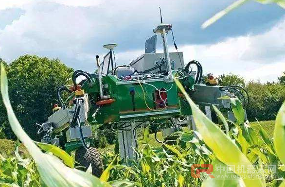 英国实现机器人完成自主农用耕作